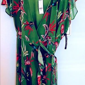 Sexy wrap dress Sweet pea for New York & Co.  size L